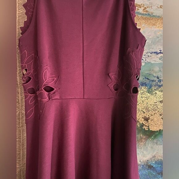 Free People burgundy dress with low back and waist size medium - Picture 12 of 16